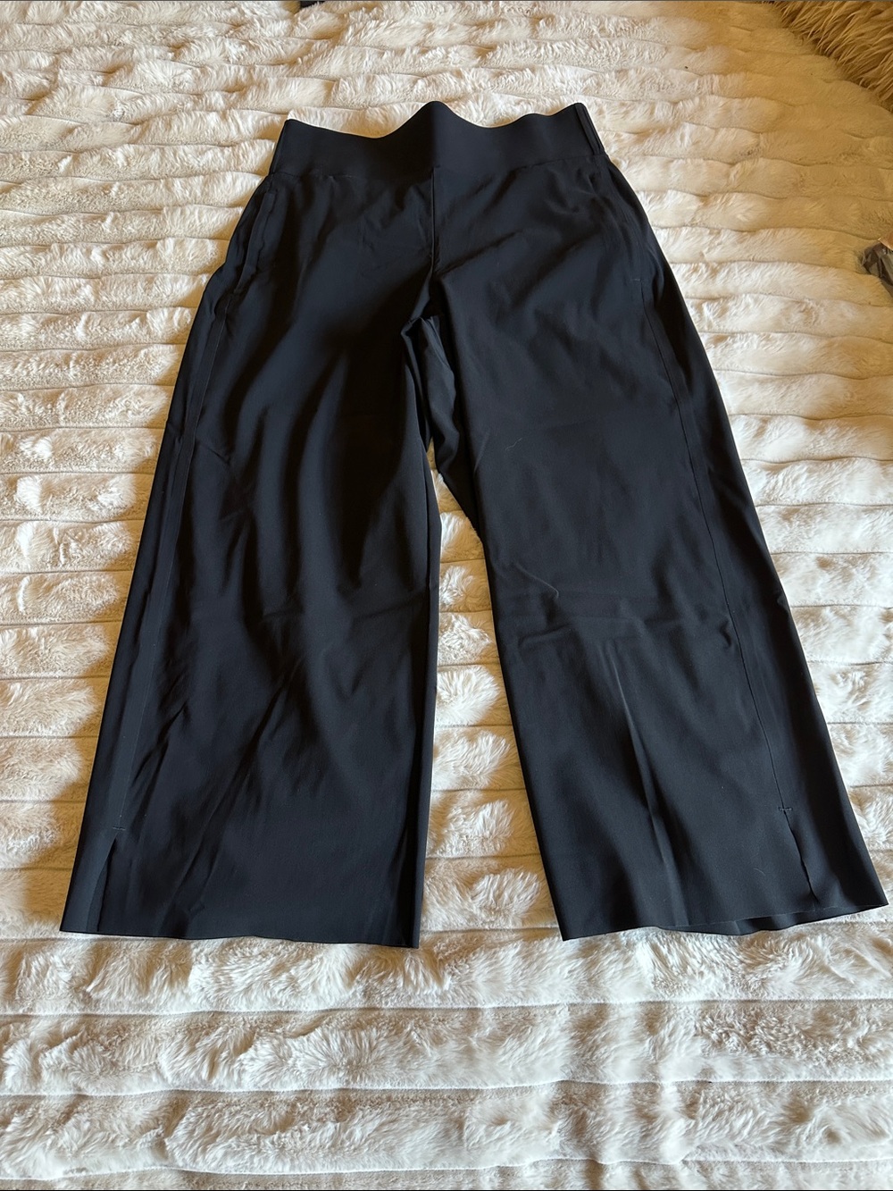 Athleta Black Cosmic Crop Leggings